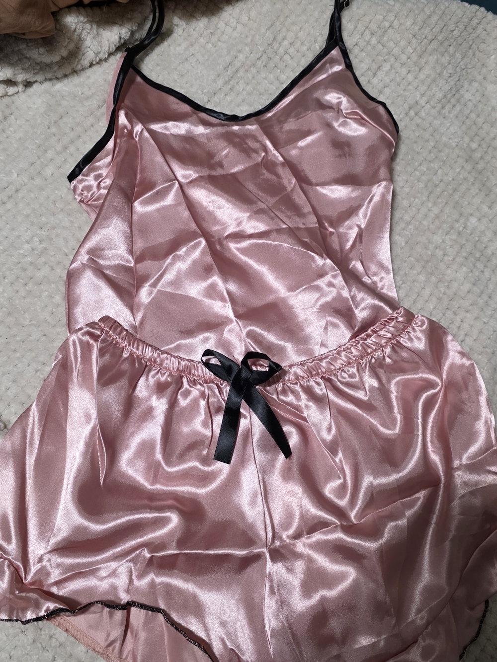 3/20$ Silky Pink Satin Cami Shorts Pajama Set with Black Trim